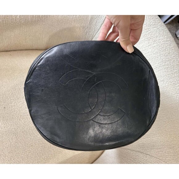 Authentic Vintage Chanel Bucket Bag Black Lambskin 24K Gold Hardware - Picture 4 of 13